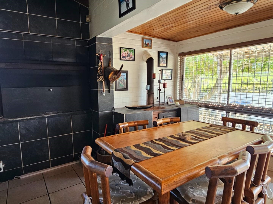 4 Bedroom Property for Sale in Pearly Beach Western Cape